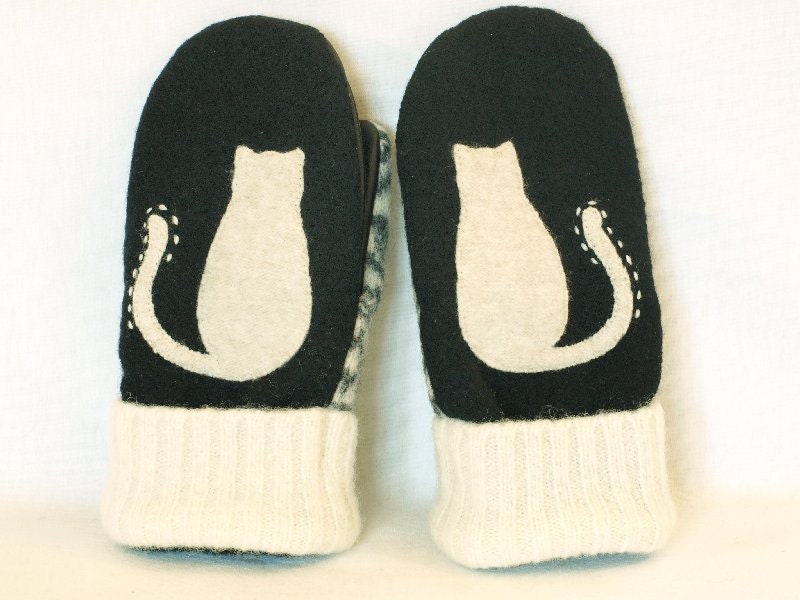 Eco Friendly Cat Mittens Felted Sweater Black and White Cat Applique Leather Palm Fleece Lining Up Cycled  Size S/M