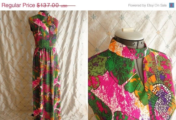 Sale 60s Dress // Vintage 1960s Abstract Print Maxi Dress with Keyhole Collar Size L
