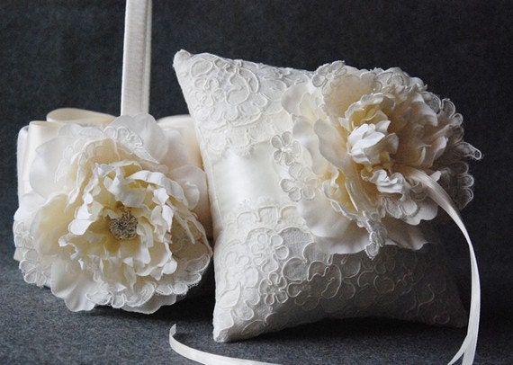 Ring Bearer Pillow and Flower Girl Basket Set - Ivory Lace and Silk - Alena