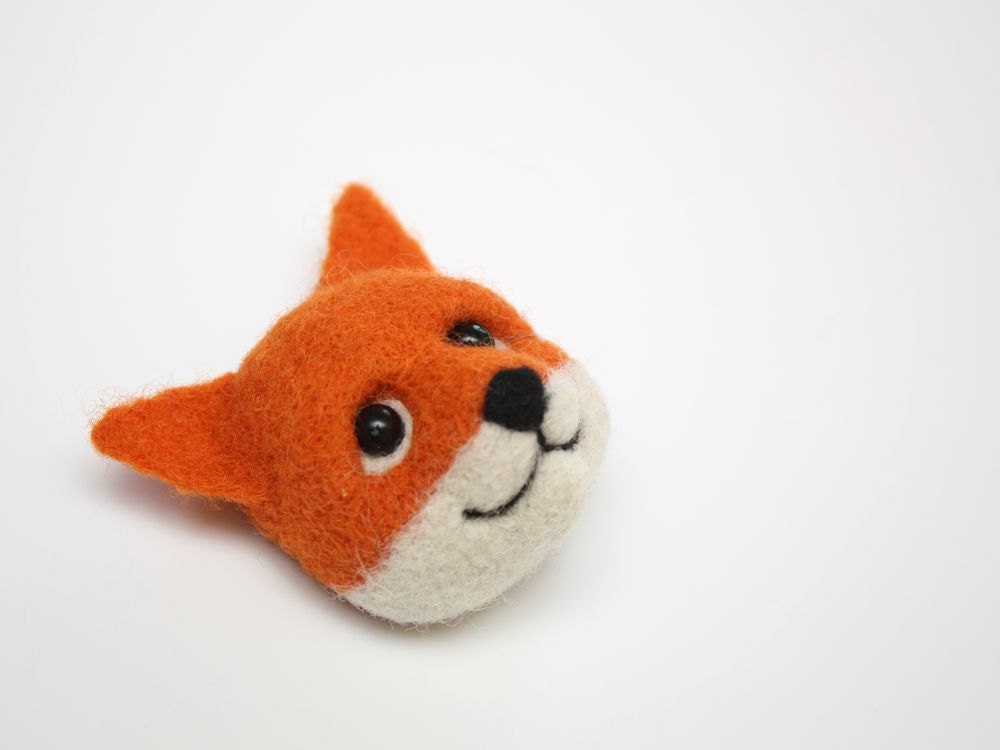 Red Fox Brooch, needle felted miniature, jewelry, orange, white, wool