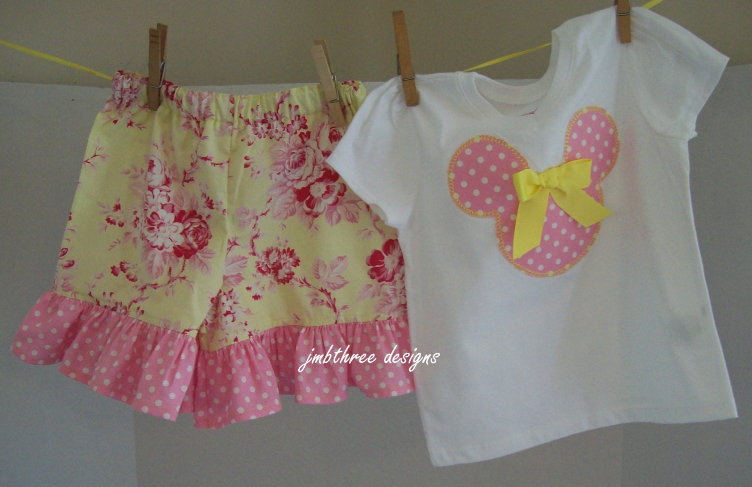FREE SHIPPING Pink Lemon Minnie ruffle short set in sizes 6m, 18m, 24m or 3t