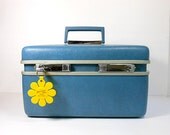 Vintage Train Case Samsonite ROYAL TRAVELLER Blue KEY Mirror Tray Retro Luggage Travel PeachyChicBoutique on Etsy