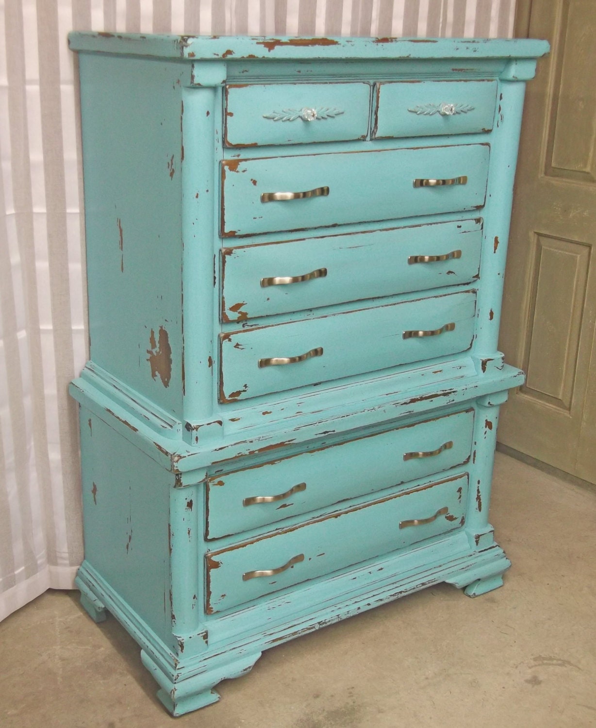 Shabby Vintage Aqua Painted Dresser / Chest of Drawers - Chic DR404