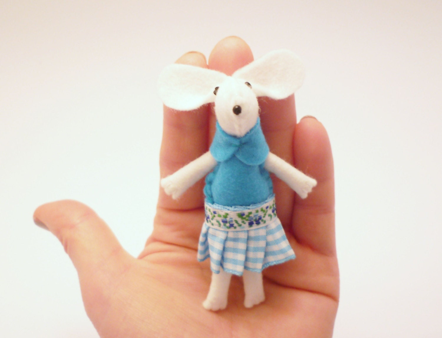 Felt mouse plush white blue miniature gingham in match box bed
