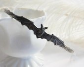 Hairband Silver Bat Cameo Headband Gothic Ornate Vintage Old Hollywood Retro Bridal Girly Gift