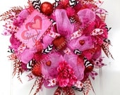 Deco Mesh BE MINE VALENTINE Wreath Pink Red Black Chevron Heart Door Wreath