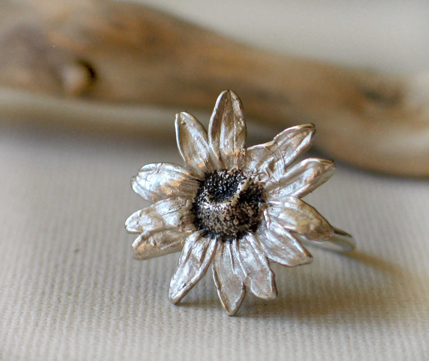 Daisy Flower Ring - Sterling Silver Ring
