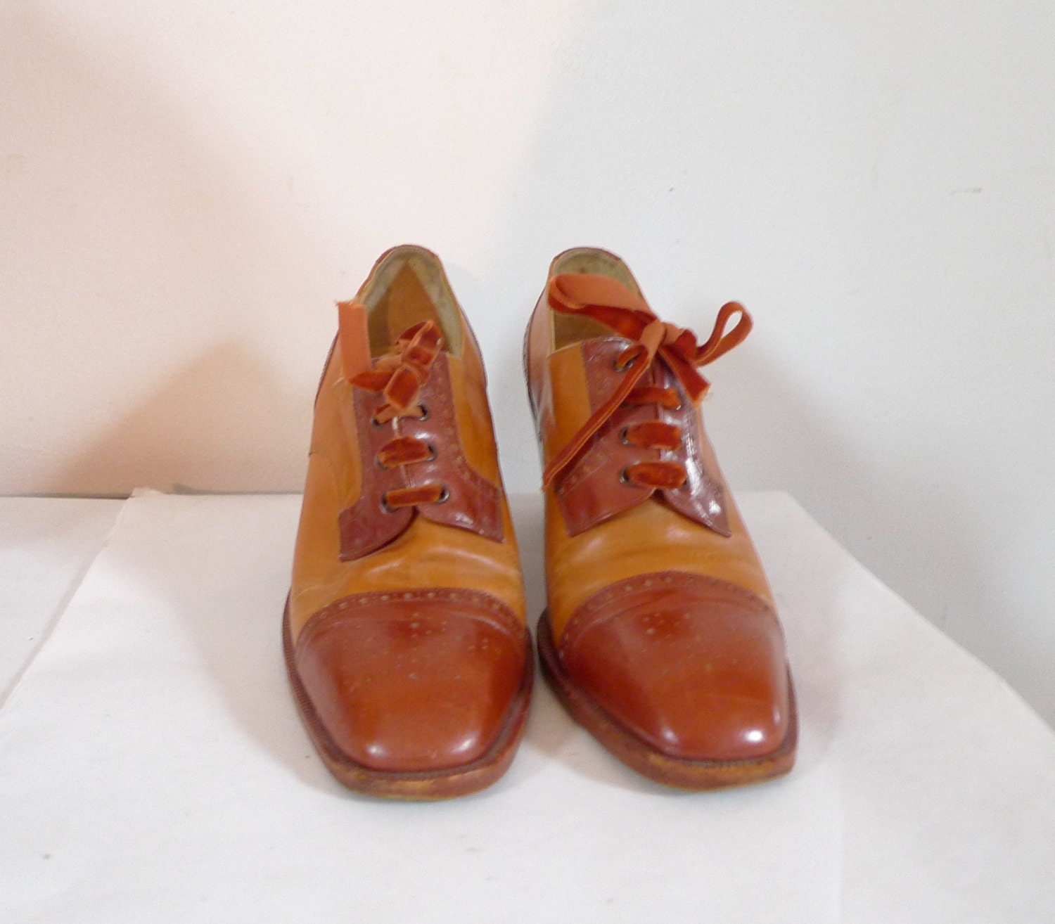 Art Deco 1970s Wood Heel Shoes //Italian Leather Wooden Platform Oxfords, About size 7 Possibly7.5