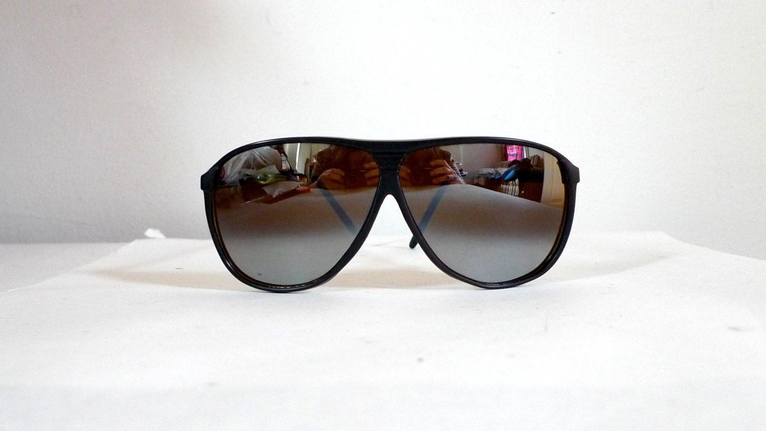 Big Mirrored Aviator Sunglasses / NON-Prescription Black Sunglasses / Cheap Sunglasses for Men or Women