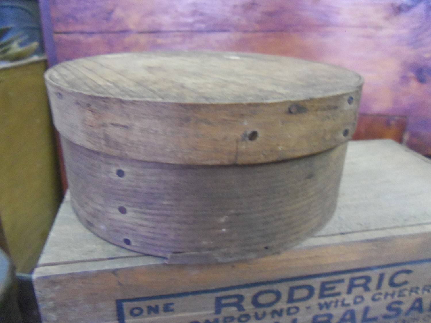 Primitive Antique Small Pantry Box from Rustysecrets