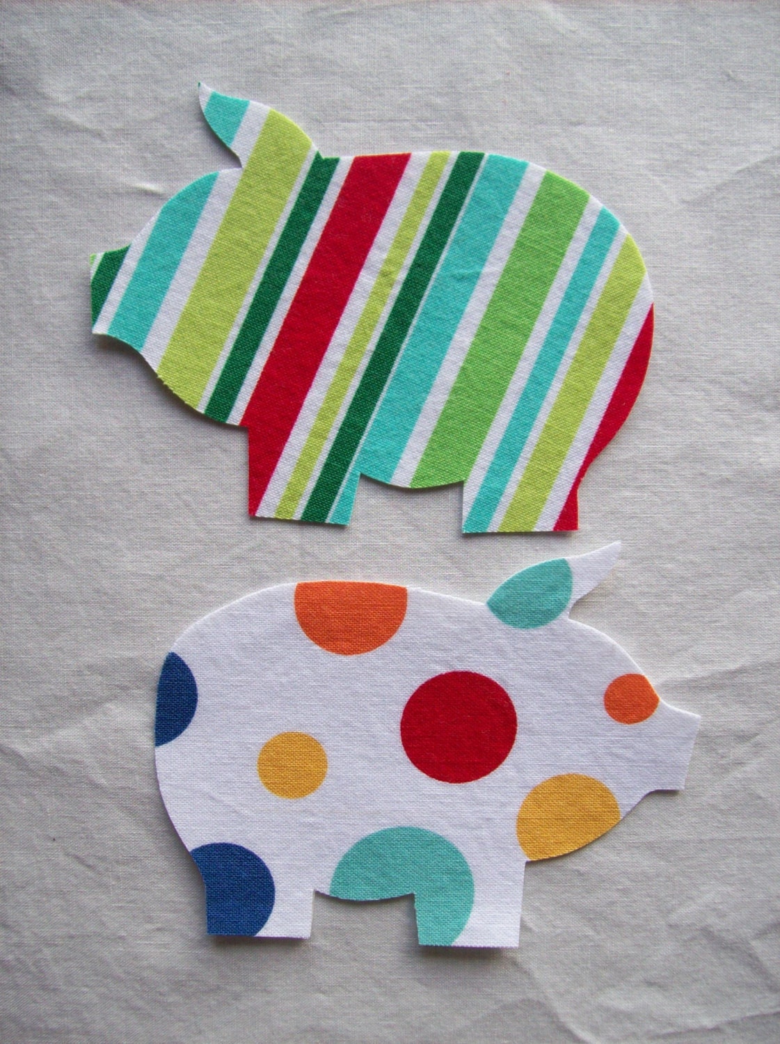 2 Small Diy Fabric Iron On Applique Pigs