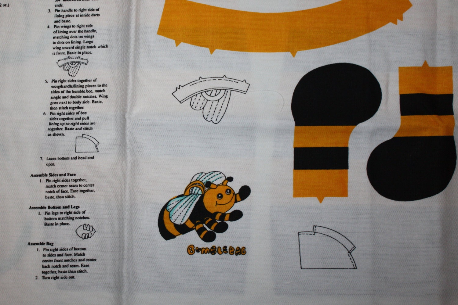 Kit to make a cute Bumble Bee bag
