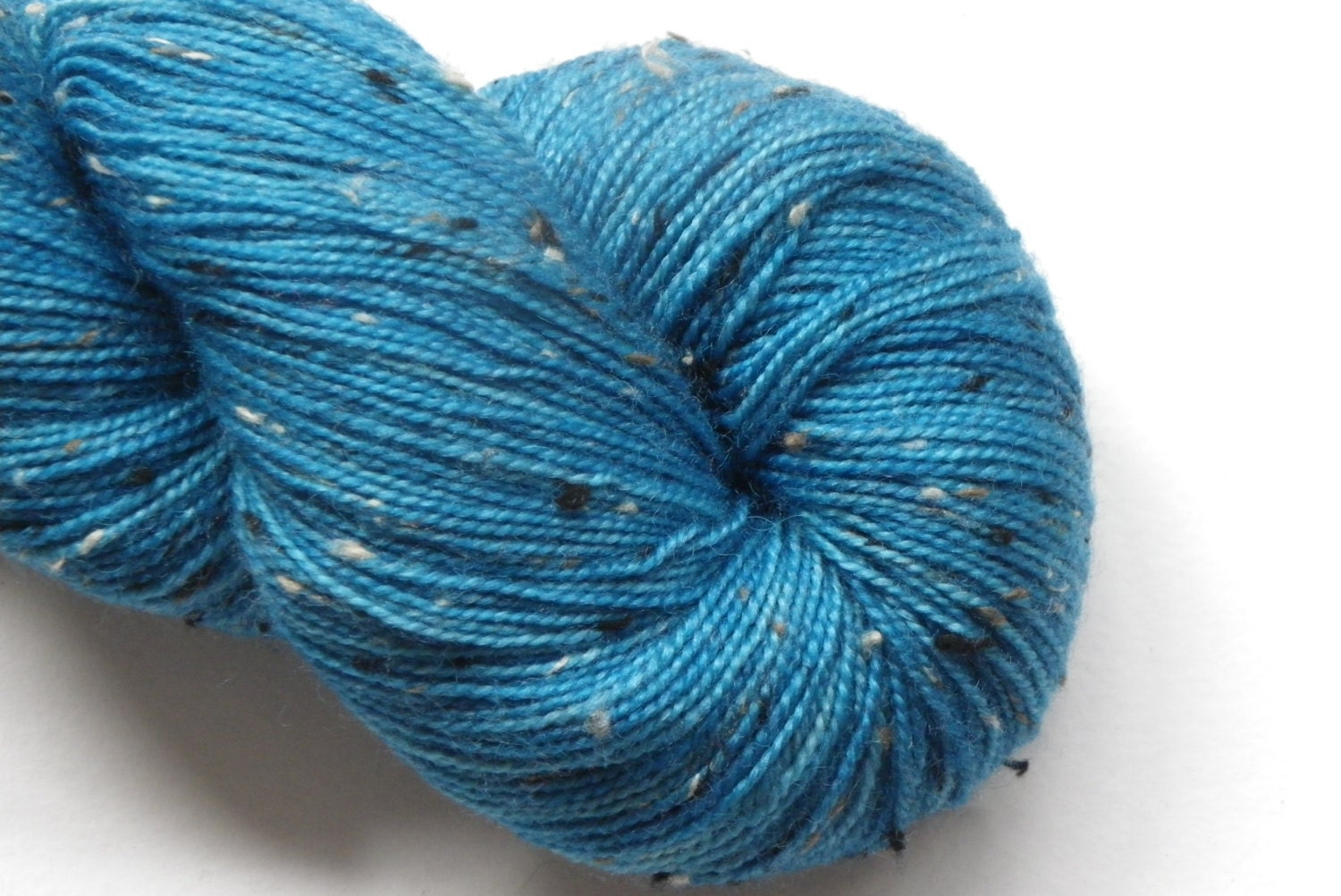Claddagh. Blue Faced Leicester/Donegal Nepp Sock Yarn 100grms .