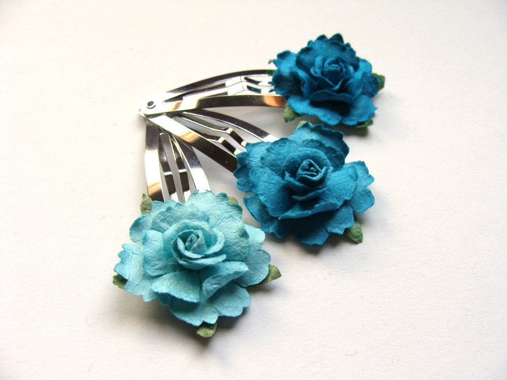 Cabbage Rose flower hair clip trio - aqua on silver