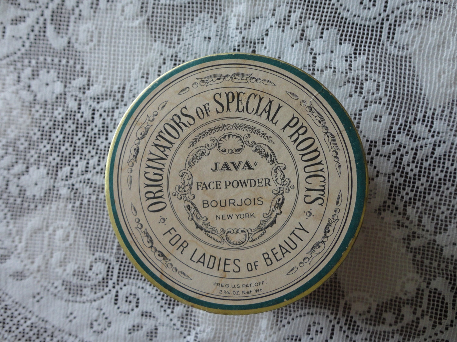 Collectible Box of Java Face Powder from Bourjois of New Y ork