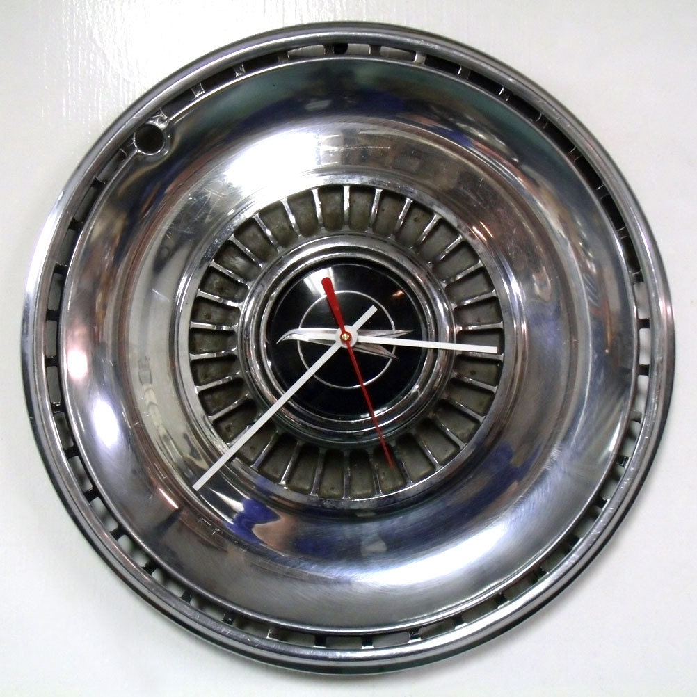 1968 Buick Wall Clock - Skylark Special Hubcap Clock - Bird Clock