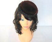 Vintage 40s Tilt Hat / Saks Fifth Avenue / Velvet Hat / Maroon Hat / Party Hat / 1940s Hat / 40s Hat / Forties Hat