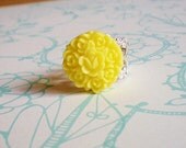 Lemon Yellow Victorian Ring