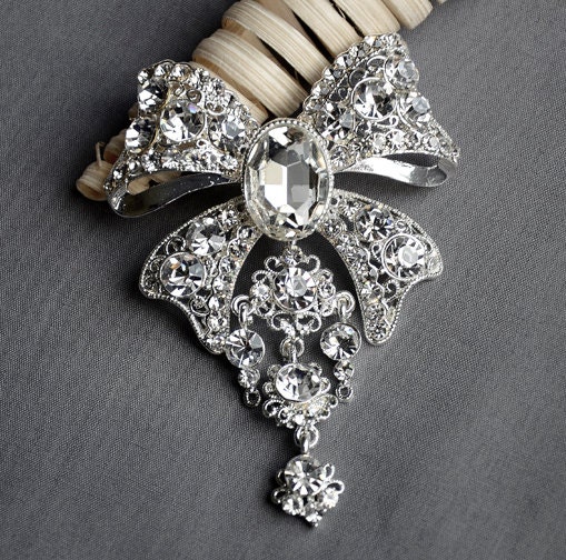 Rhinestone Brooch Embellishment Pearl Crystal Flower Hair Comb Tiara Shoe Clip Wedding Bouquet Brooch Cake Decoration BR011