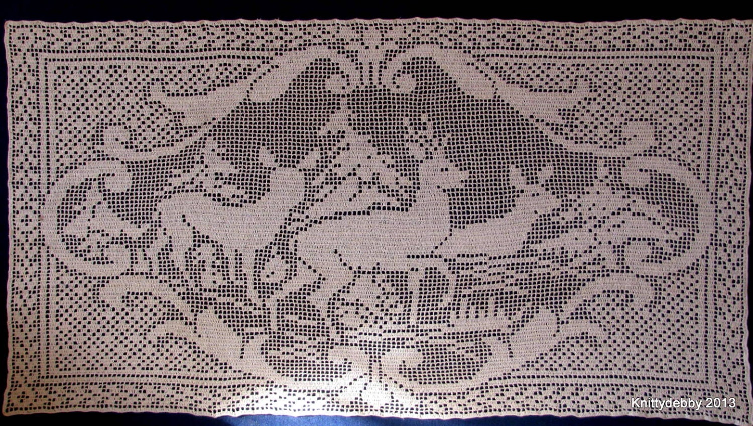 Vintage hand made filet crochet antimacassar doily panel cotton thread deer stag very good condition 35 x 19 inches
