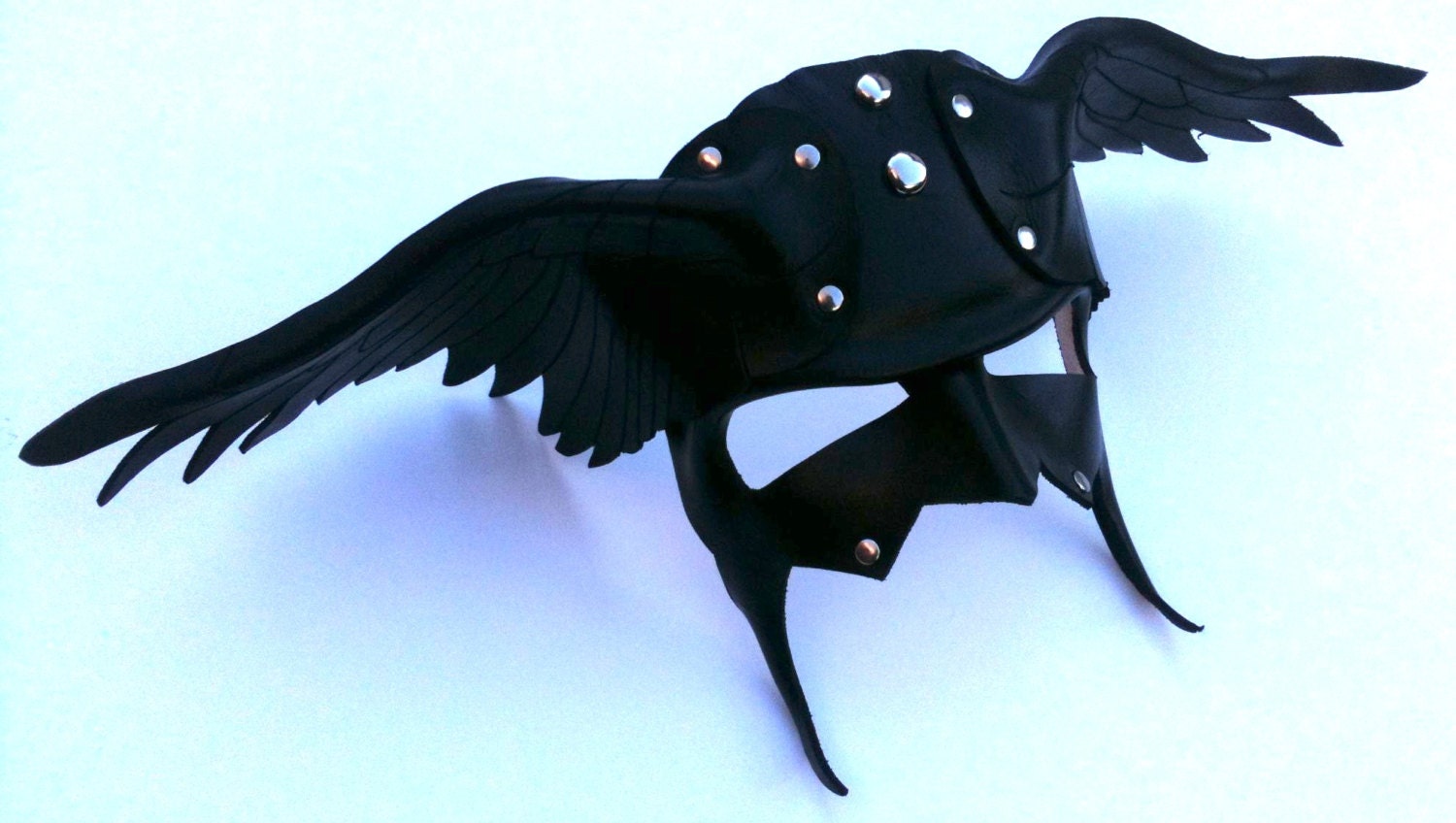 Stryx Leather Mask