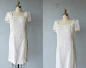 60s dress / 1960s white linen dress / 1960s day dress / 60s wedding dress / white dress - size medium to small