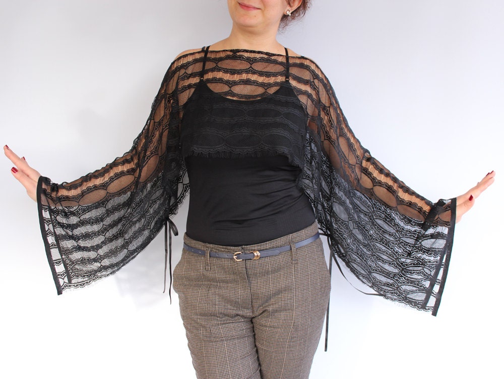 Top Lace Tunic Shrug - Capelet in Black Lightweight Lace. Handmade