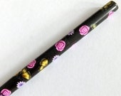 Crochet Hook - SUSAN BATES - size G - Polymer Clay Handle - Brown with Pink Roses, Purple Flowers and Yellow Butterflies