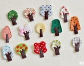 Little tree brooch