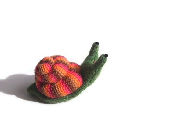 velcro learning toy, waldorf toy, waldorf snail, all natural toy, eco friendly toy