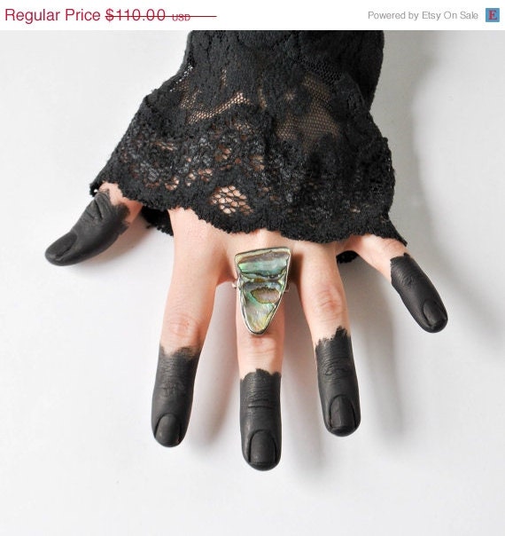 SHOP SALE / vintage huge oversized abalone sterling silver ring / Moon Water ring / ring size 11