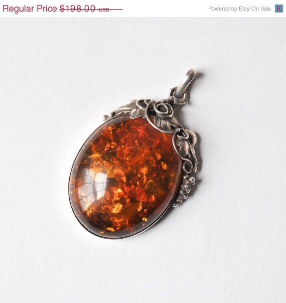SHOP SALE / vintage grape leaves sterling silver amber pendant / Grapes of Wrath pendant