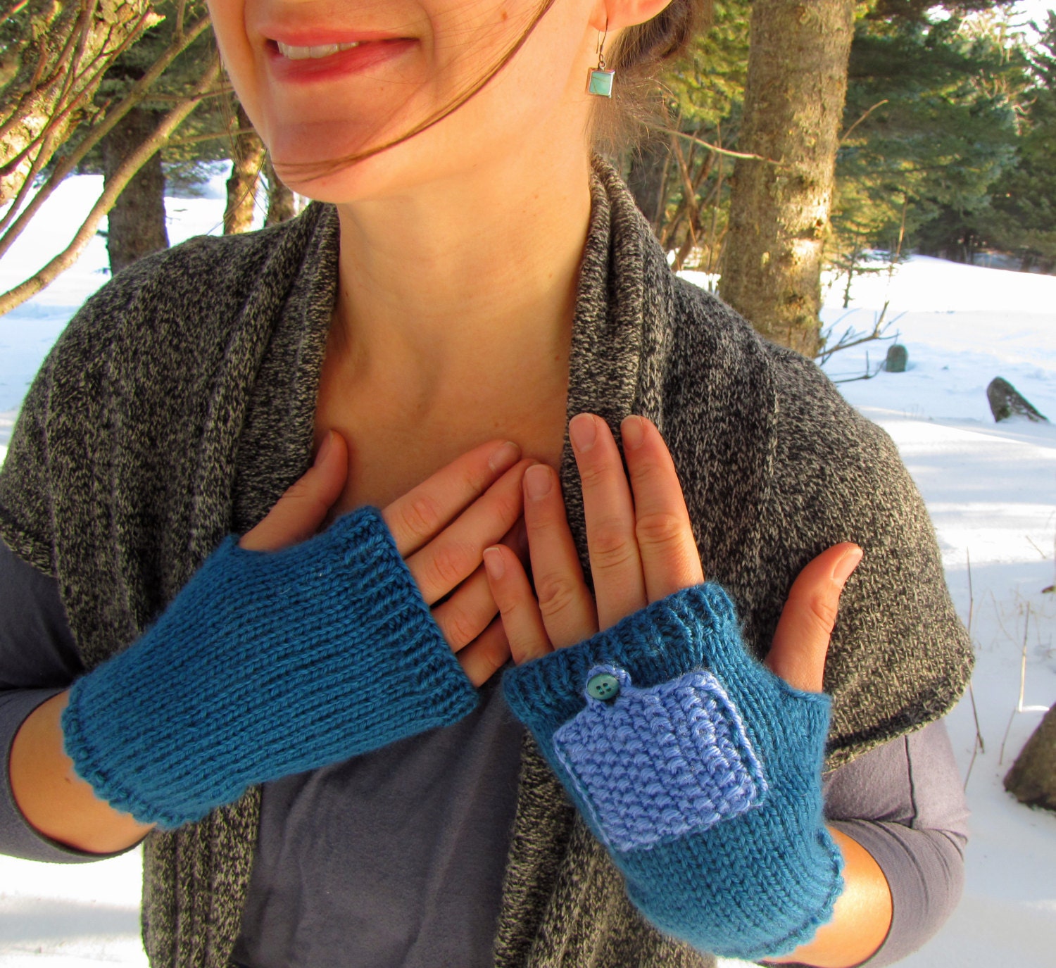pocket blue fingerless glove wrist warmer
