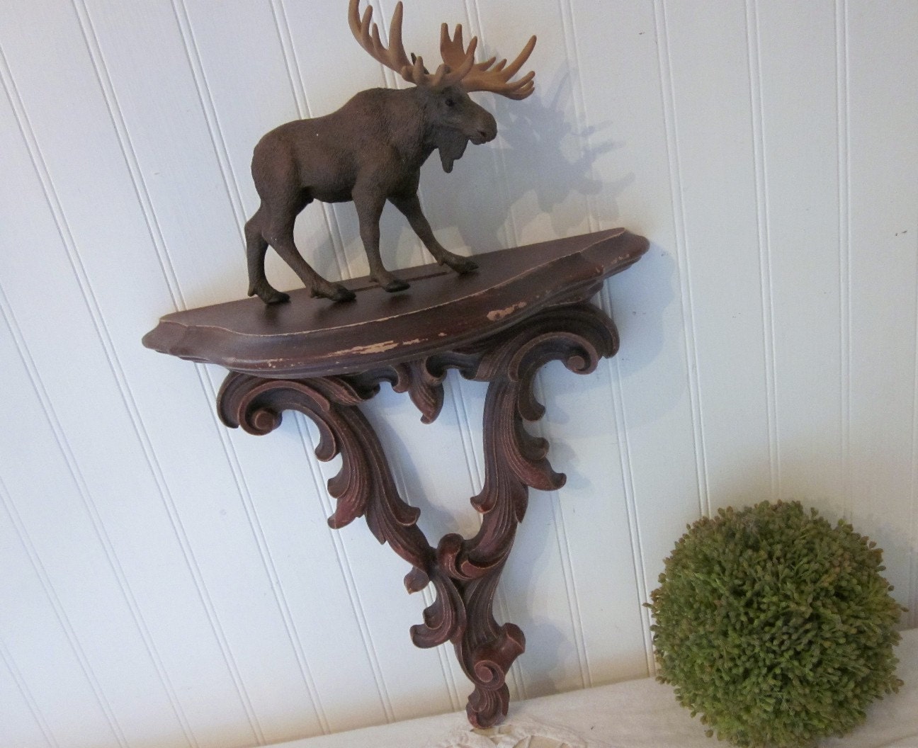 vintage Syroco Wood Shelf. Rustic, distressed, and chippy. Shabby Cottage or Lodge Cabin. Versatile.