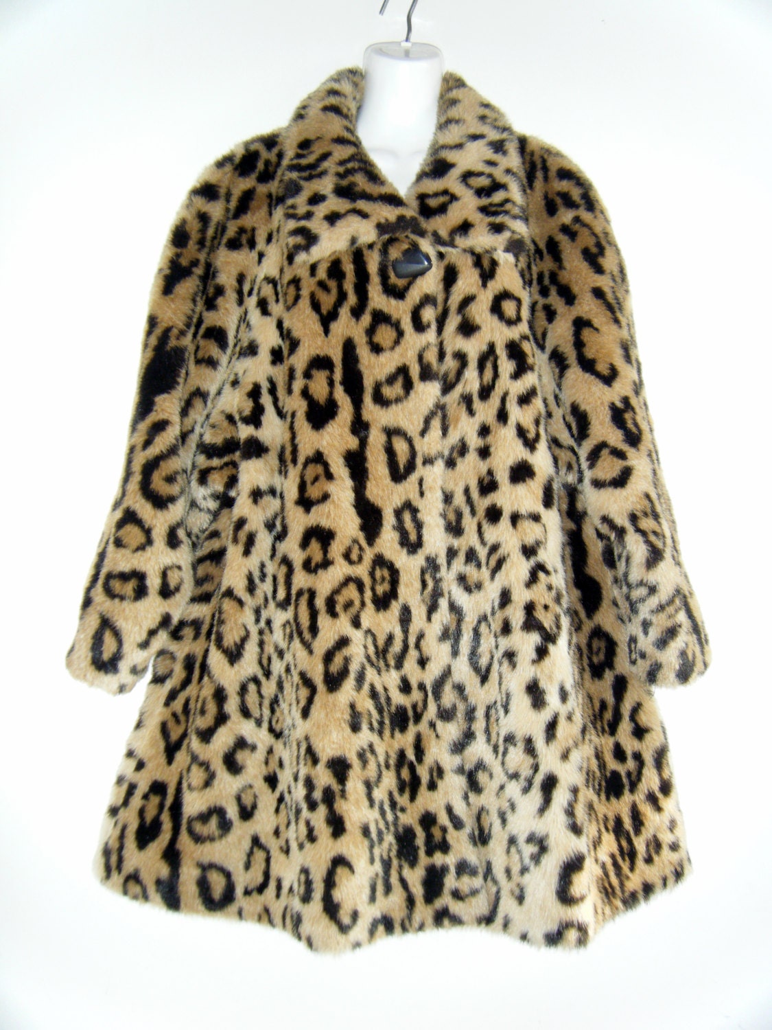 vintage leopard faux fur swing coat by SAKS FIFTH AVENUE // 1980s does 1950s style, osfm