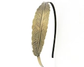 BRONZE feather print metal stamped Alice headband - Art deco craft supply for cabochons, cameo bases and flapper fashion (1 Hairband)