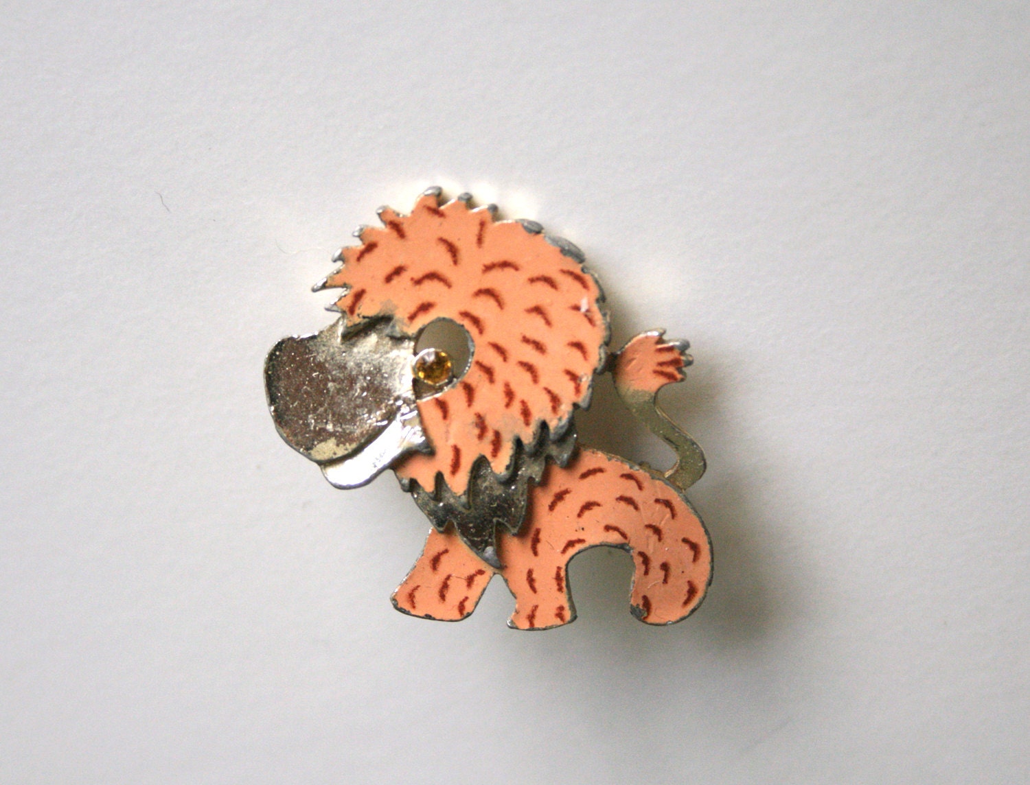 60s Lion Brooch
