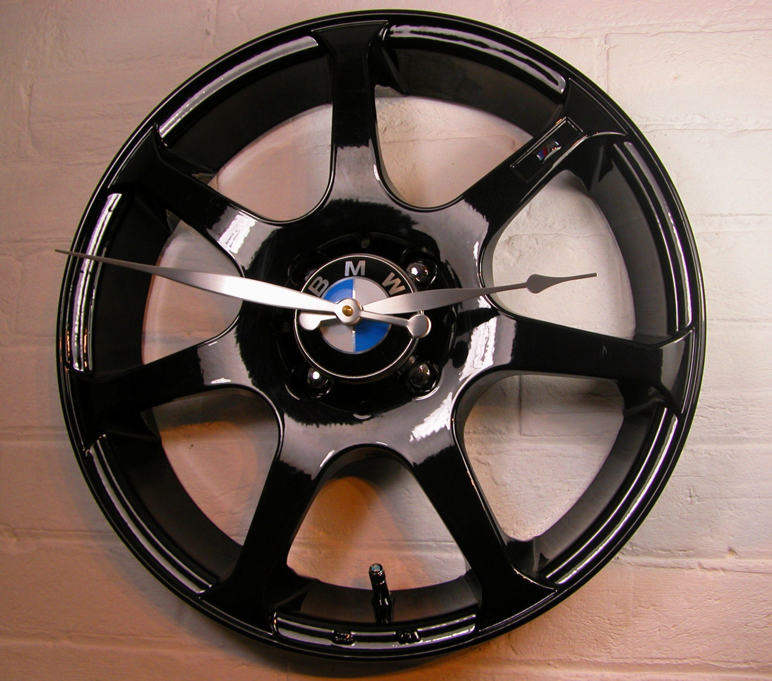 Alloy Wheel upcycled to stunning BMW Wheel wall clock