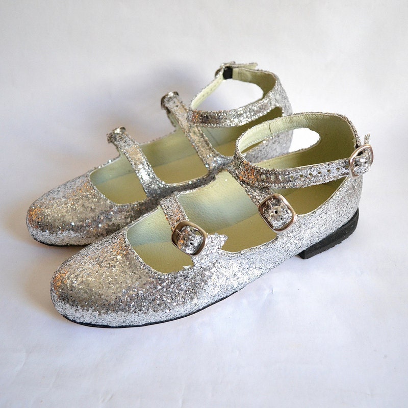 Chloe leather triple strap flats (Handmade to order, take 15 days to be made plus shipping ETA)