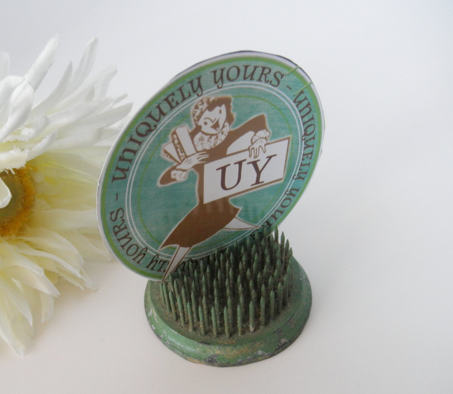 Vintage Round Flower Frog