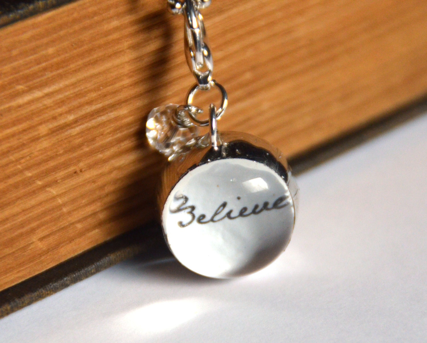 3/4 Inch Marble Bubble Glass Soldered Charm Pendant with Never Give Up and Believe with 30" Ball Chain