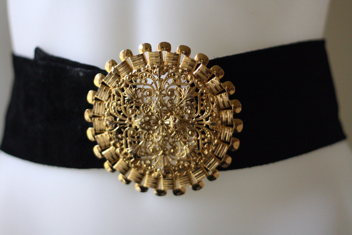Christian DIOR Gold Medallion Starburst Buckle Oversize Cinch Belt Black Suede - O/S