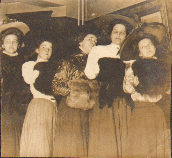 Staying Warm Vintage Photo of Five Pretty Young Women with Fur Muffs Q19102