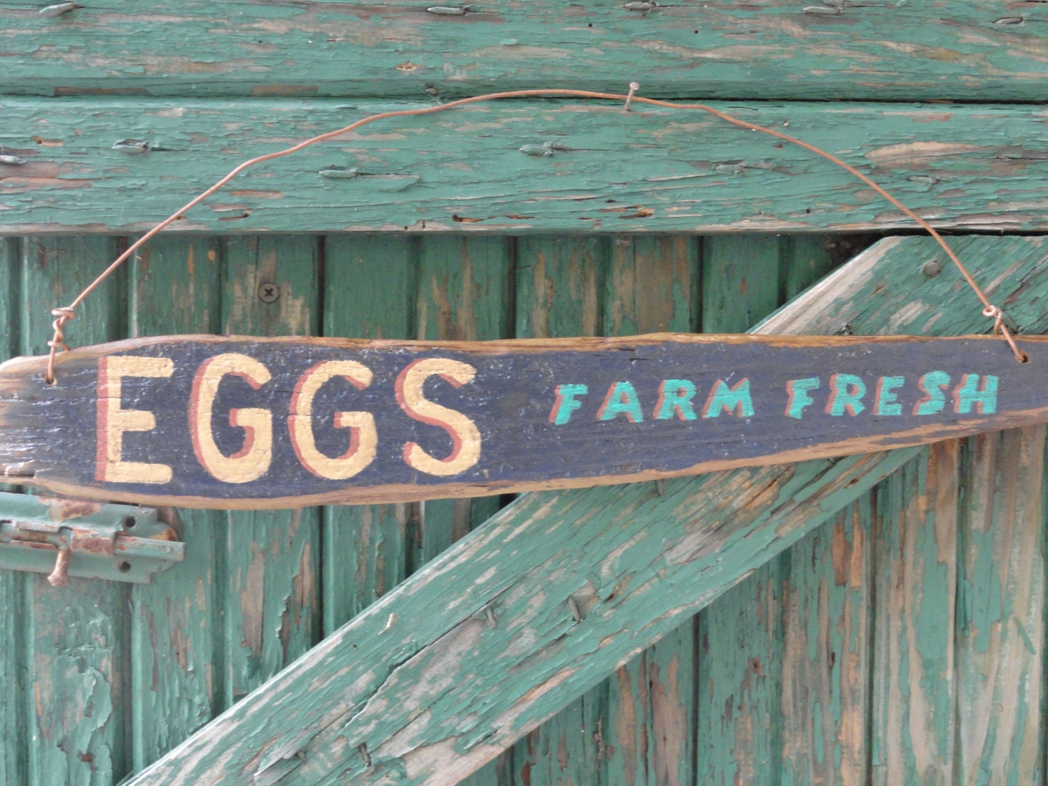 EGGS Sign - Primitive - Rustic Decor - Country Wall Hanging - Farm Fresh EGGS Sign - Kitchen Wall Hanging - BlueRidgeMercantile
