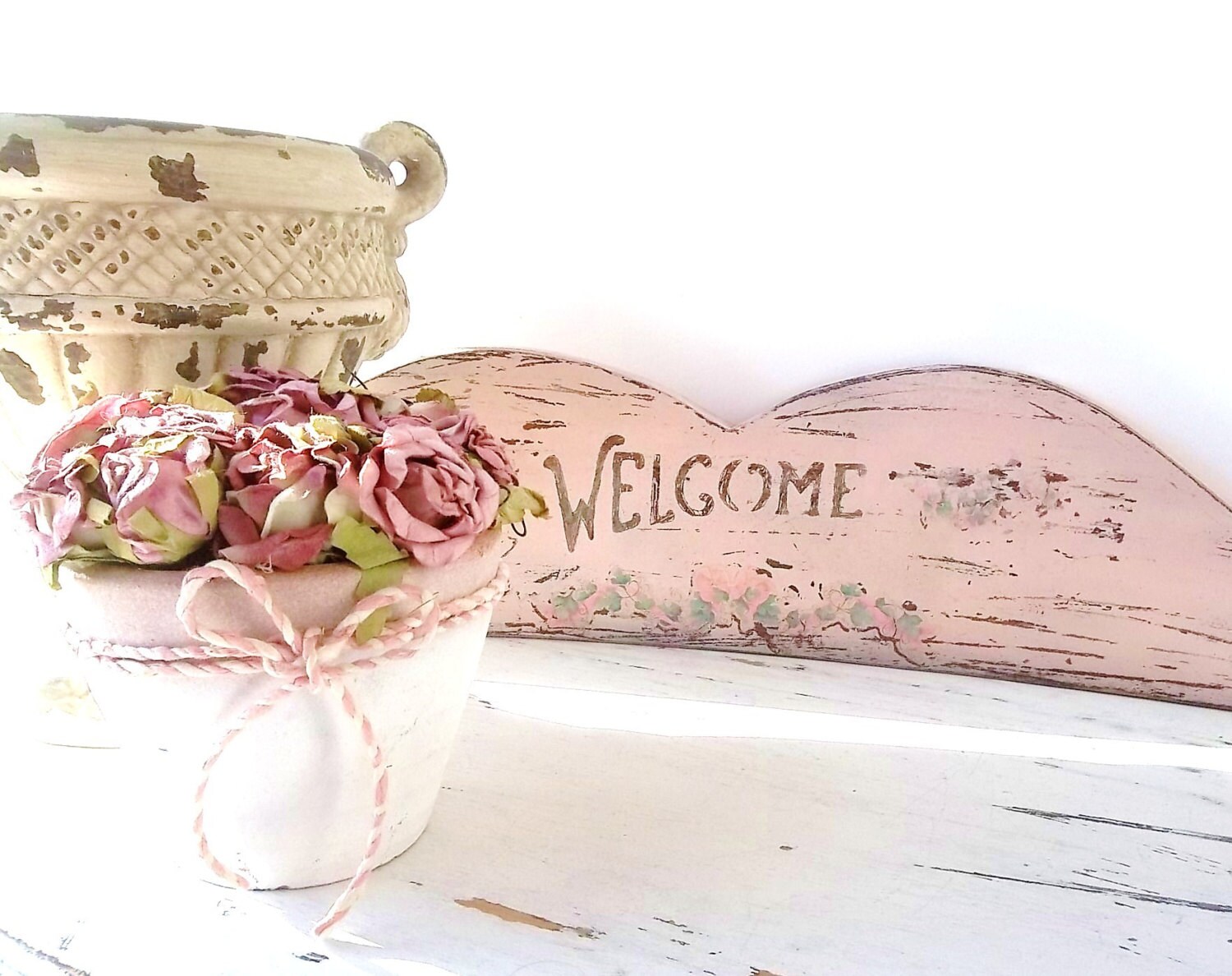 Chic. 3vintagehearts chic Garden by Rustic signs  Sign. Welcome rustic Pink Shabby