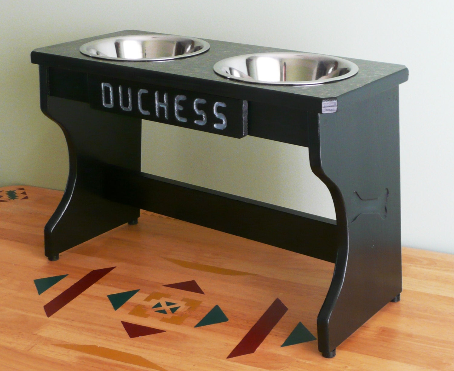 15 Inch High Elevated Black Feeder