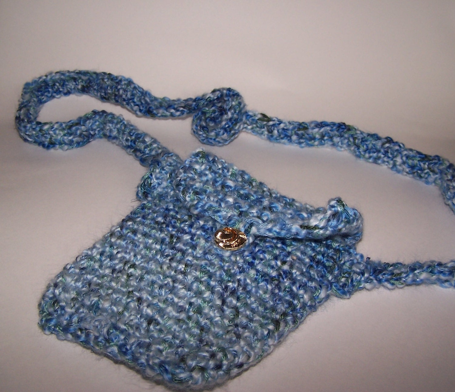 Crochet Pouch, Shades of Blue and Green Mini Purse, Purse for Women and Teen Girls, Smartphone Pouch, Crocheted Bag, Accessories