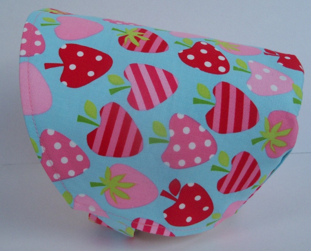 BABY BONNET - Reversible Bonnet - Metro Market STRAWBERRIES a Reversible Sun Bonnet