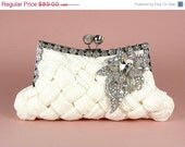 ON SALE Ivory Bridal Purse, Wedding Clutch, Vintage Style Bridal Clutch with Large Crystal Vintage Style Brooch