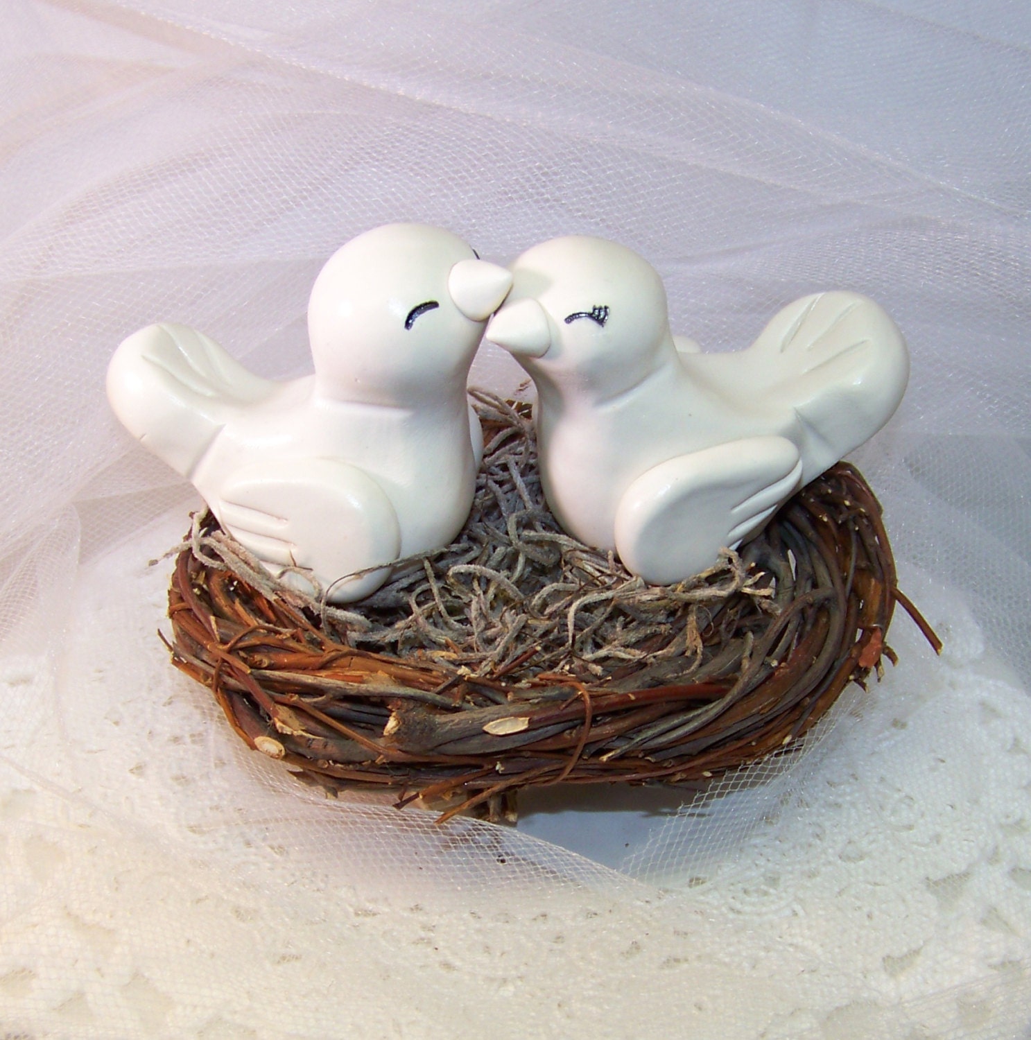 Romantic Love Bird Wedding Cake Topper Birds - Elegant Wedding Decor - Custom Choice of Colors